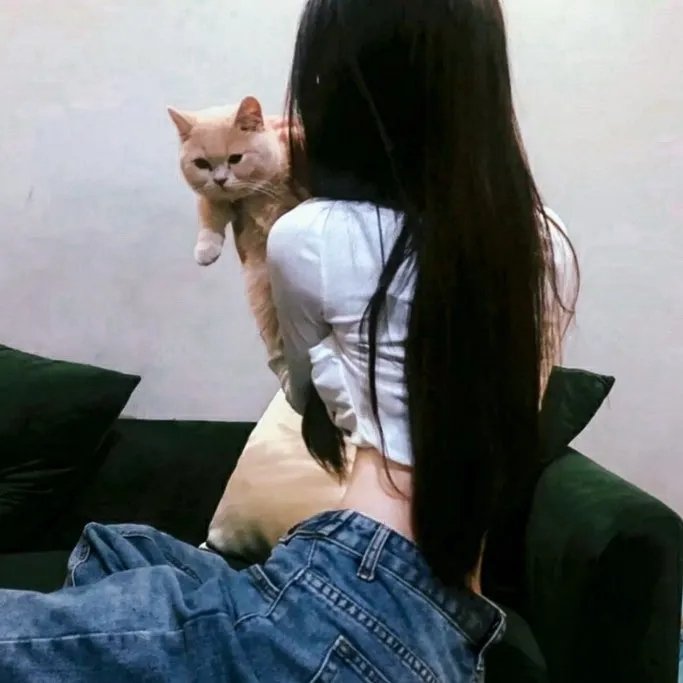 我才不信你是个王子呢